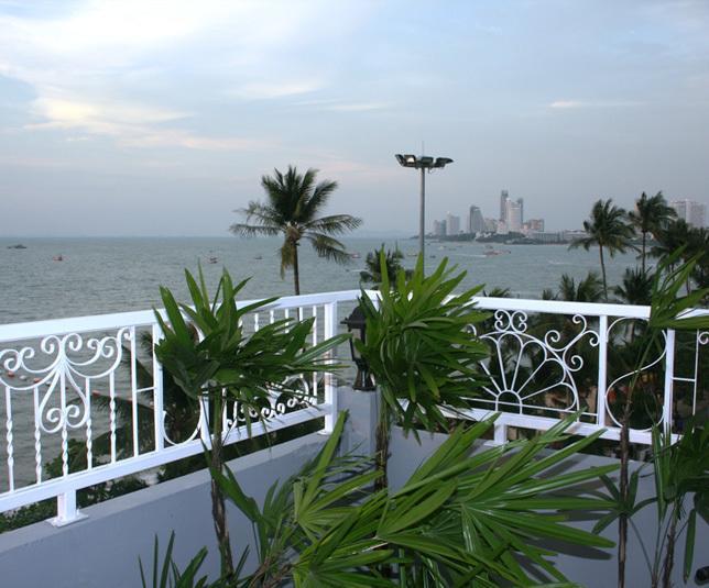Star Residency Hotel Pattaya Esterno foto